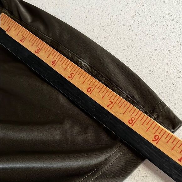 Nike Brown/Green Athletic Shorts Lightweight Design Tagged L Fit XL - Picture 10 of 10